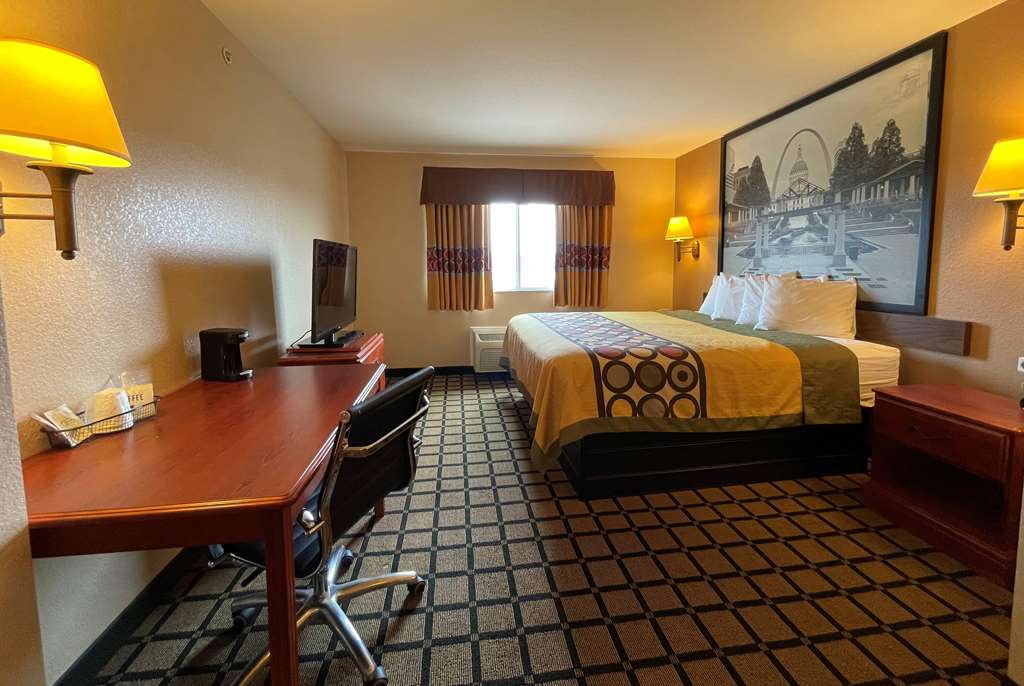 SUPER 8 BY WYNDHAM ROLLA-guestroom-Guest Room,On-Site.jpg