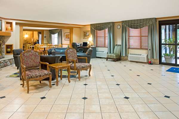  - Baymont Inn & Suites Conroe - I-45, Exit 84