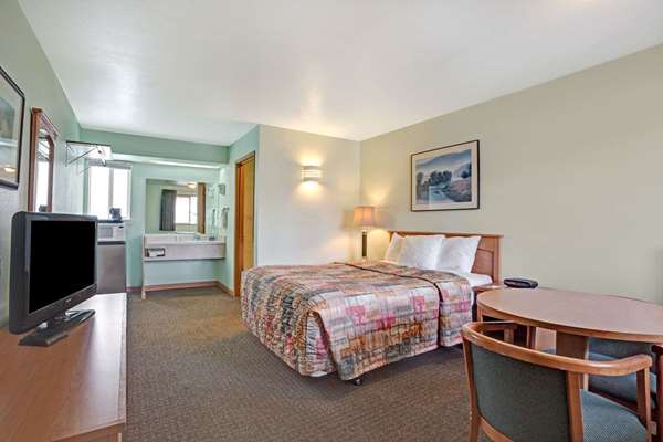  - Travelodge North Seattle - I-5, Exit 172