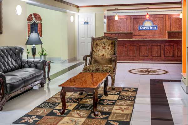  - Days Inn Northwest Houston