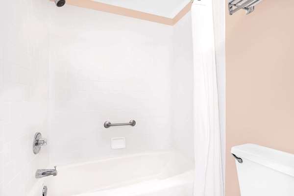  - Super 8 Motel Eufaula