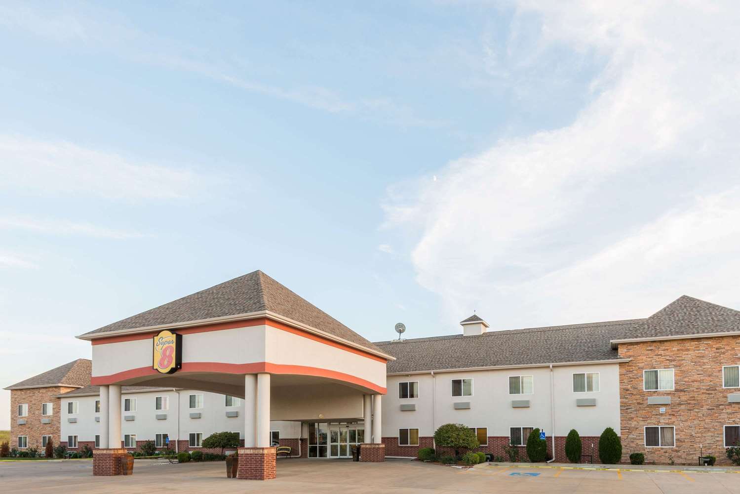 Super 8 Hotel Schilling Road Salina I135, Exit 89, KS See Discounts