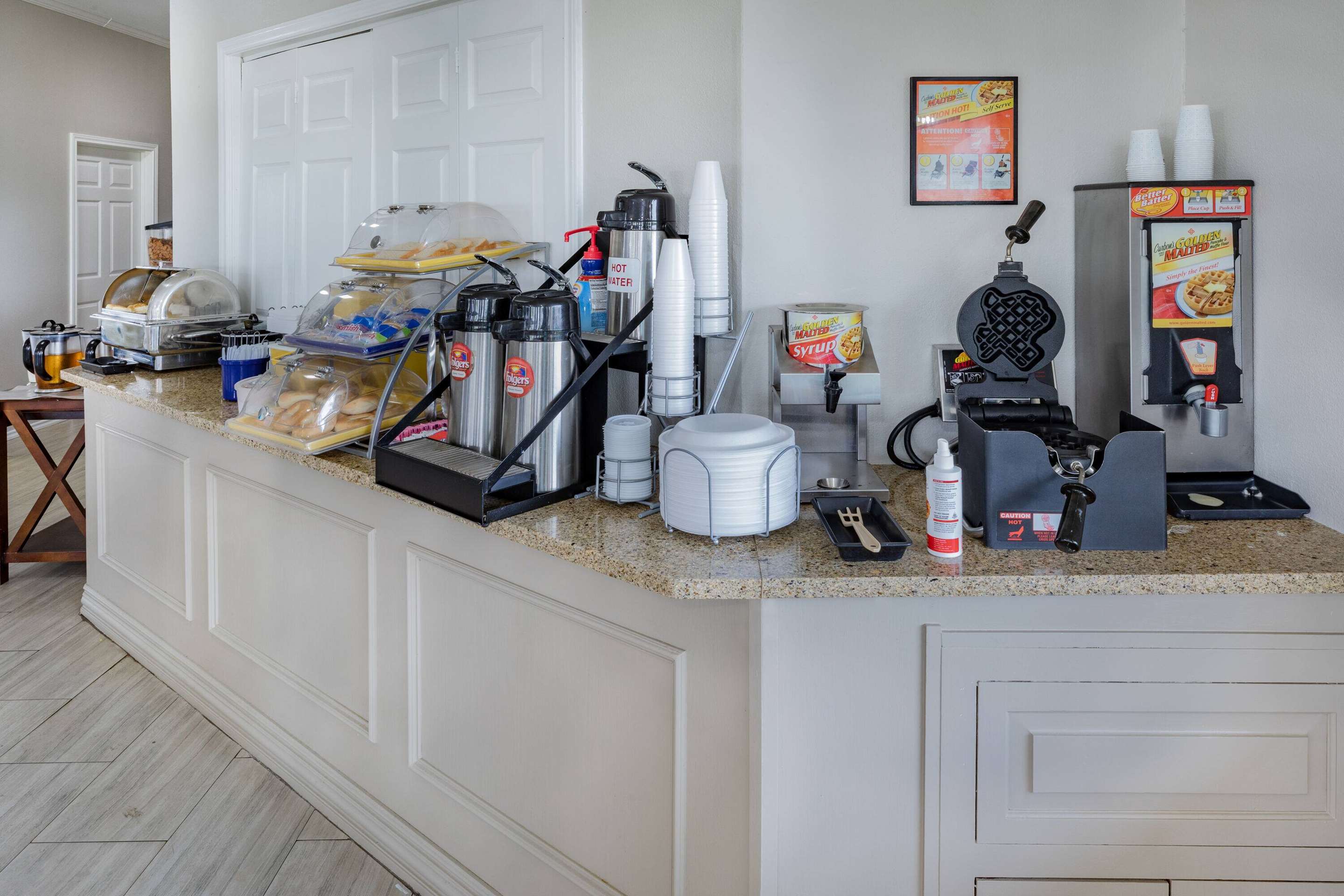 Property amenity | Days Inn & Suites by Wyndham Huntsville