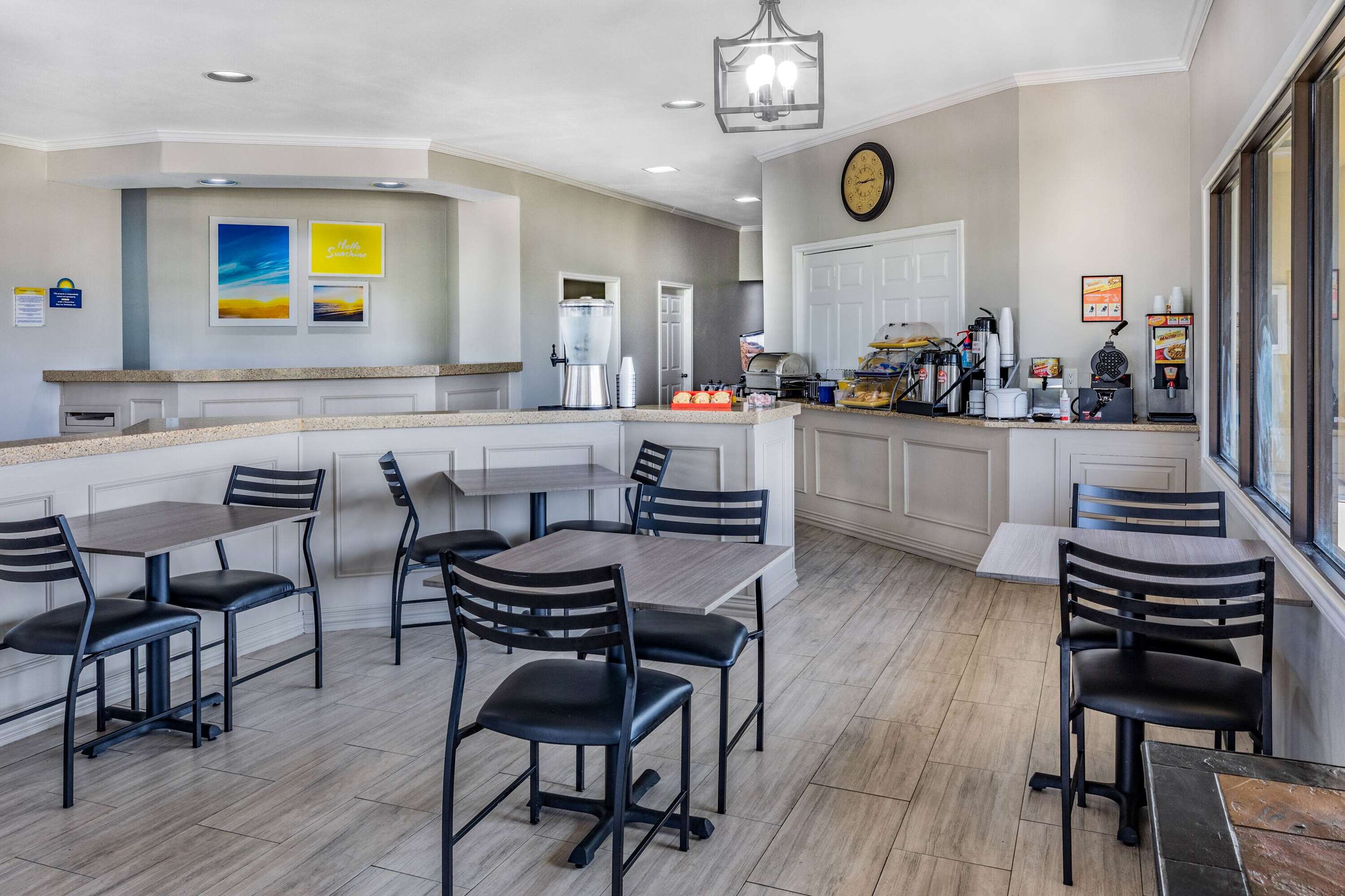 Property amenity | Days Inn & Suites by Wyndham Huntsville
