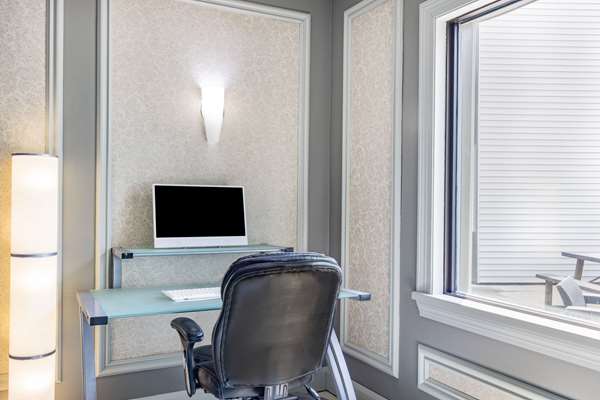 Conference Area - Travelodge Miramichi