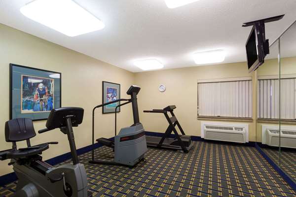 Fitness/ Exercise Room - Baymont Inn & Suites East Memphis - I-40, Exit 12