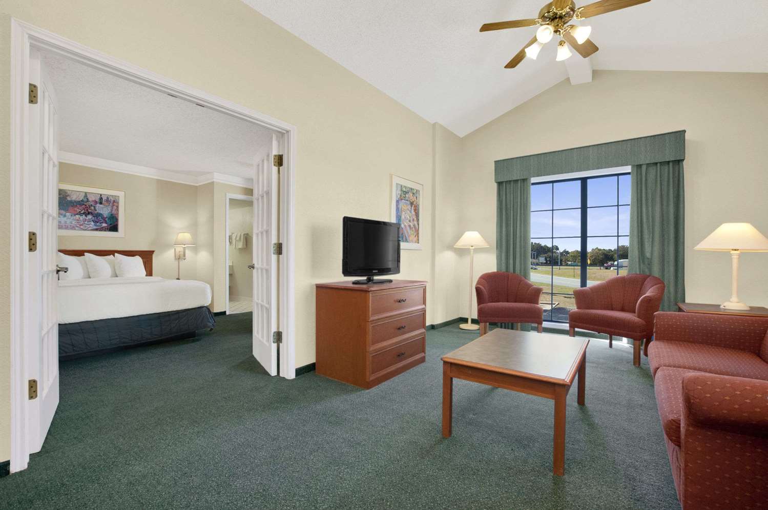 Baymont Inn Suites Longview Tx See Discounts