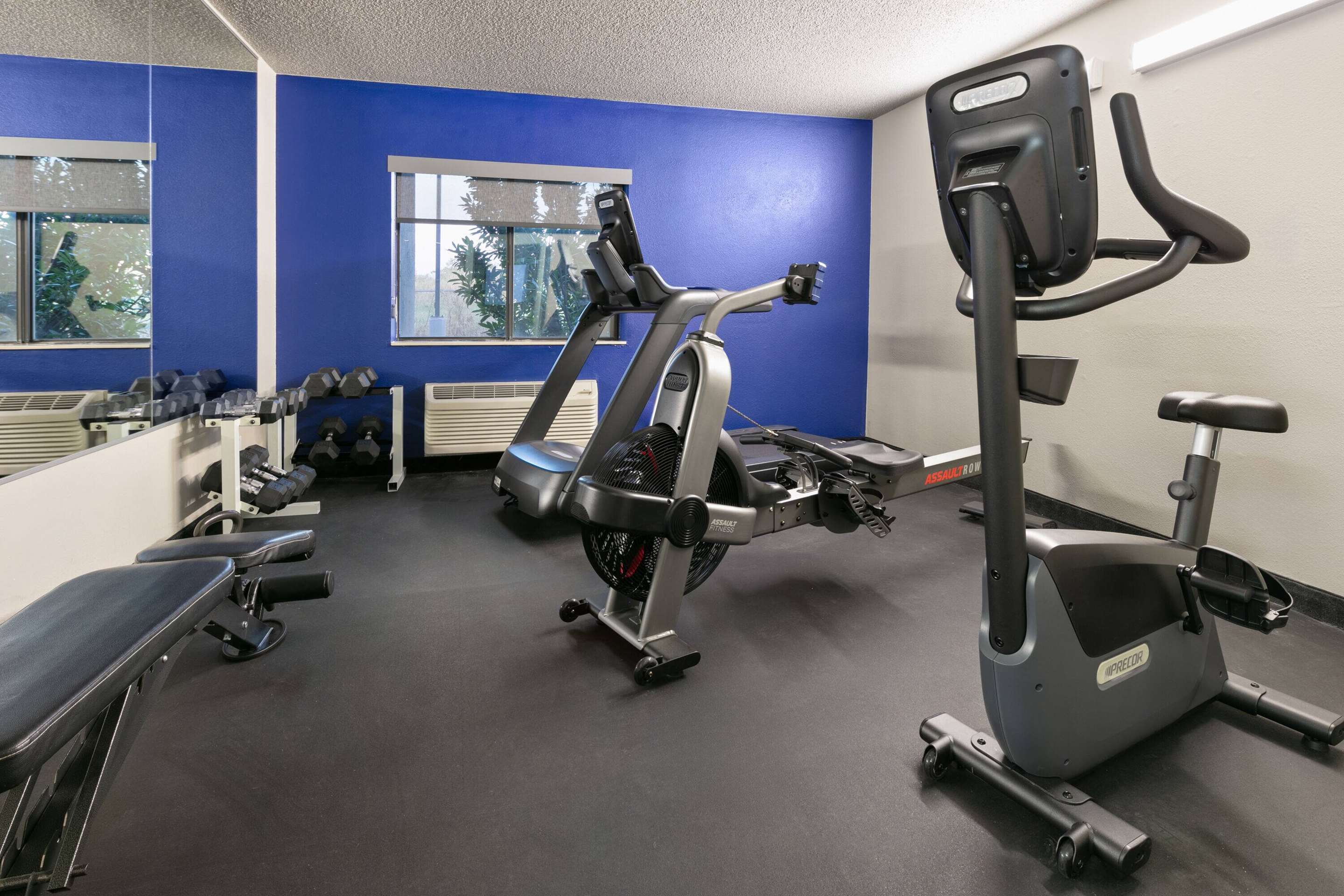 Health club fitness center gym | Days Inn by Wyndham Fort Smith