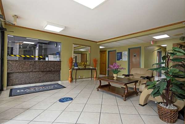  - Baymont Inn & Suites Decatur - I-72, Exit 141
