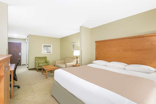  - Super 8 Hotel Savannah - I-95, Exit 94