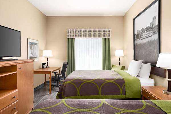  - Super 8 Hotel Savannah - I-95, Exit 94