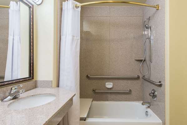  - Baymont Inn & Suites Wichita Falls