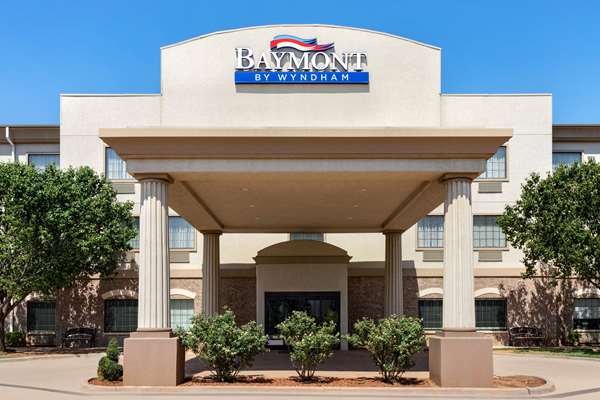 Exterior view - Baymont Inn & Suites Wichita Falls