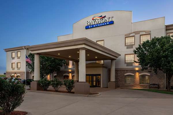 Exterior view - Baymont Inn & Suites Wichita Falls