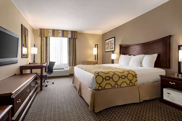  - Baymont Inn & Suites Wichita Falls