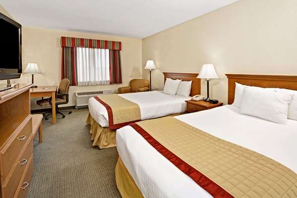  - Baymont Inn & Suites Indianapolis - I-465, Exit 47