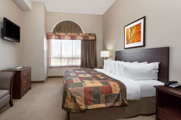 Suite - Ramada Hotel Weyburn