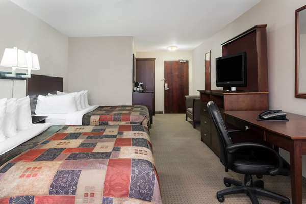  - Ramada Hotel Weyburn