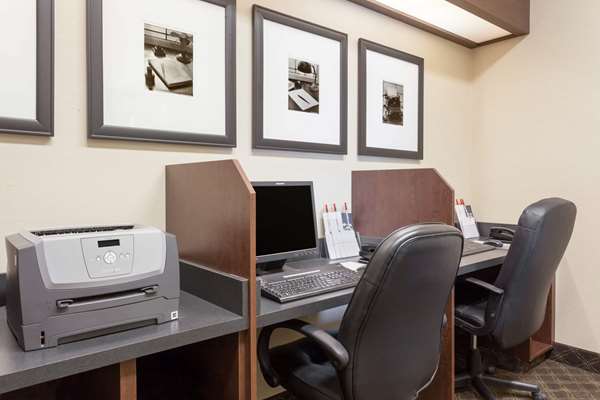 Conference Area - Ramada Hotel Weyburn