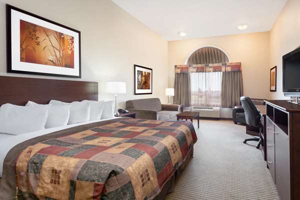 Suite - Ramada Hotel Weyburn