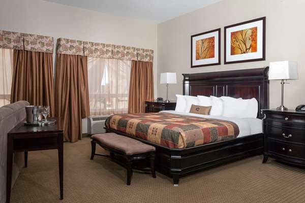 Suite - Ramada Hotel Weyburn
