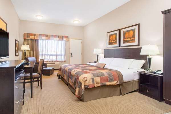  - Ramada Inn Pincher Creek