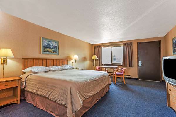  - Travelodge Pioneer Villa Halsey - I-5, Exit 216