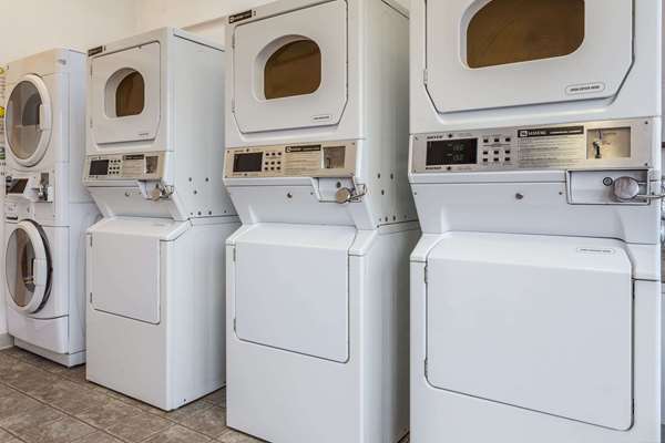  - Travelodge Pioneer Villa Halsey - I-5, Exit 216