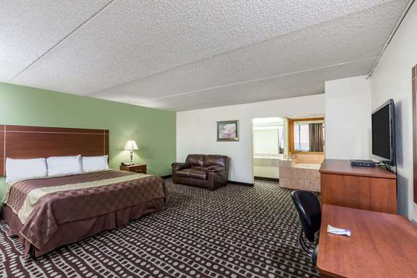 Suite - Days Inn Midland