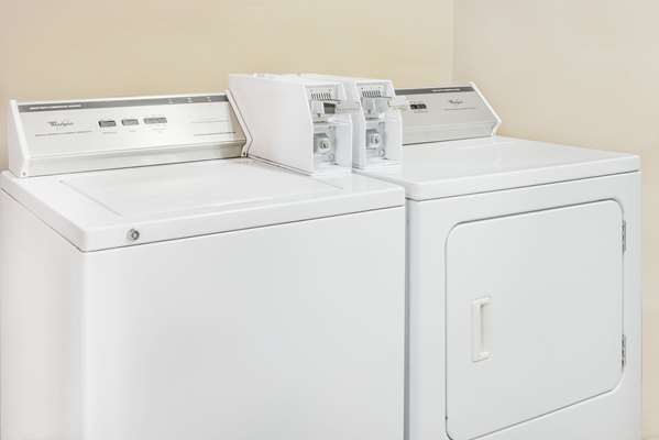 Amenities - Days Inn Calvert City - I-24 & I-69, Exit 27