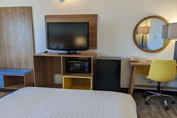  - Days Inn Lake Havasu City