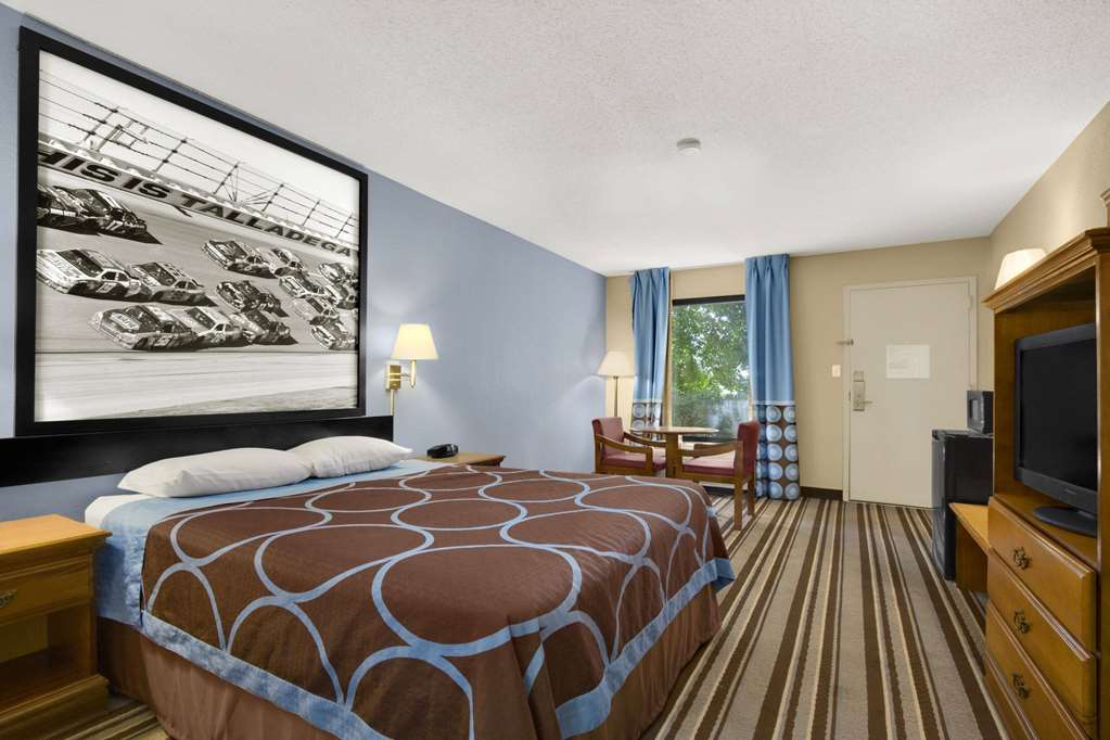 SUPER 8 BY WYNDHAM OXFORD-guestroom-Guest Room,On-Site.jpg