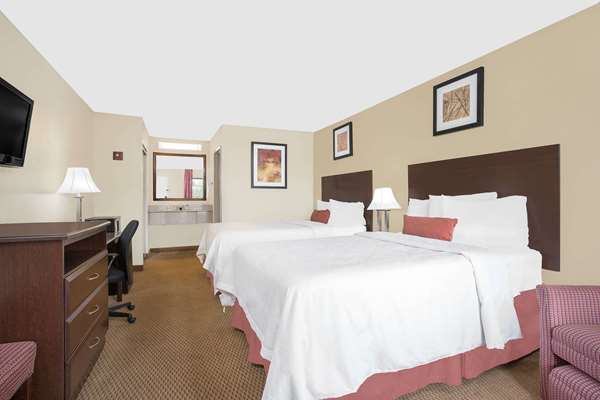  - Baymont Inn & Suites Greenville