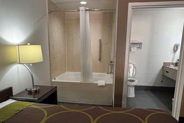  - Super 8 Motel Slidell - I-10, Exit 263