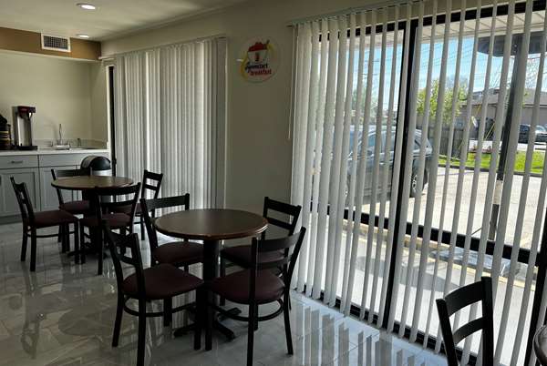 Amenities - Super 8 Motel Slidell - I-10, Exit 263