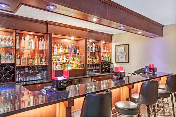 Bar - Ramada Inn Rockaway