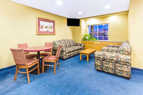  - Super 8 Hotel Parker