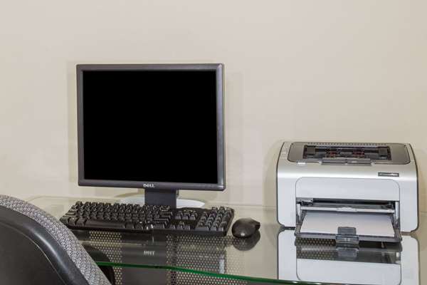 Conference Area - Howard Johnson Hotel Houma