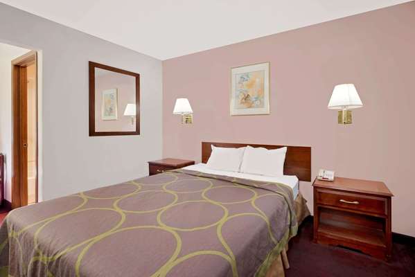  - Super 8 Hotel Mt Rushmore Keystone