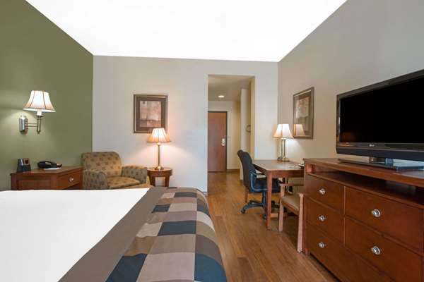  - Wingate by Wyndham Tuscaloosa - I-20 & I-59, Exit 76