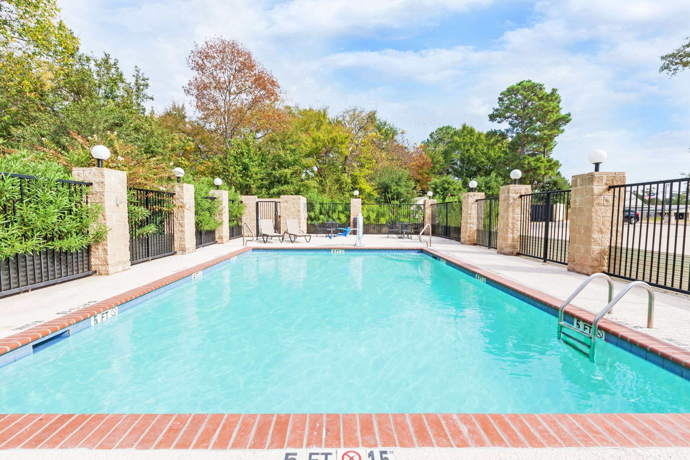 Pool | Baymont by Wyndham Tyler