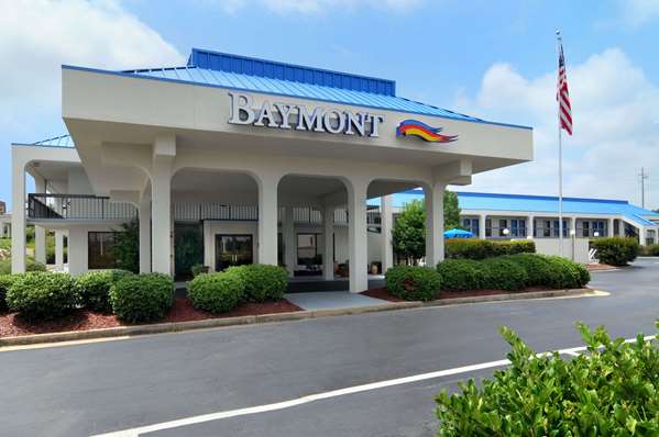 Exterior view - Baymont Inn & Suites Riverside Drive Macon - I-75, Exit 169