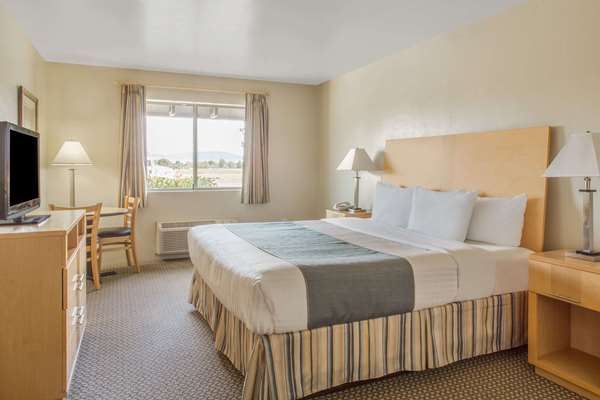  - Days Inn Chino Valley