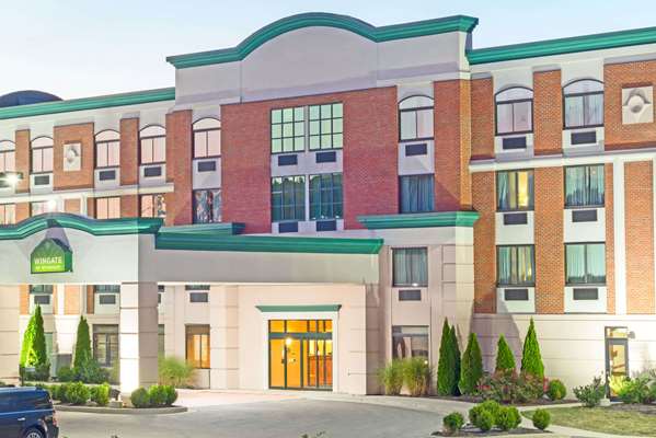 Exterior view - Wingate by Wyndham Hotel Fairborn