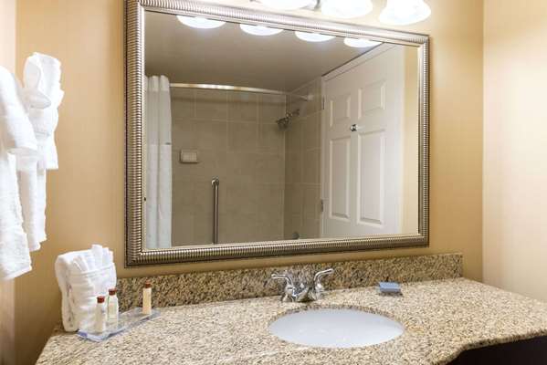  - Wingate by Wyndham Hotel Fairborn