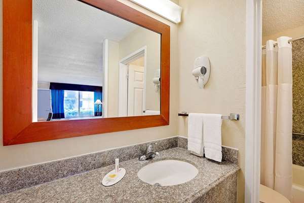  - Days Inn Lafayette Airport