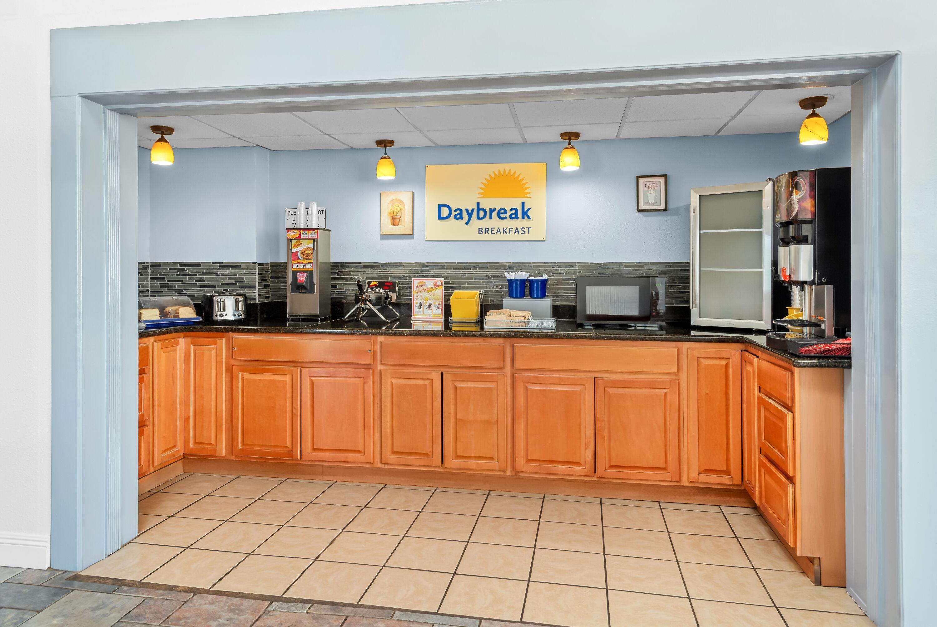 Undefined | Days Inn by Wyndham Lafayette Near Lafayette Airport