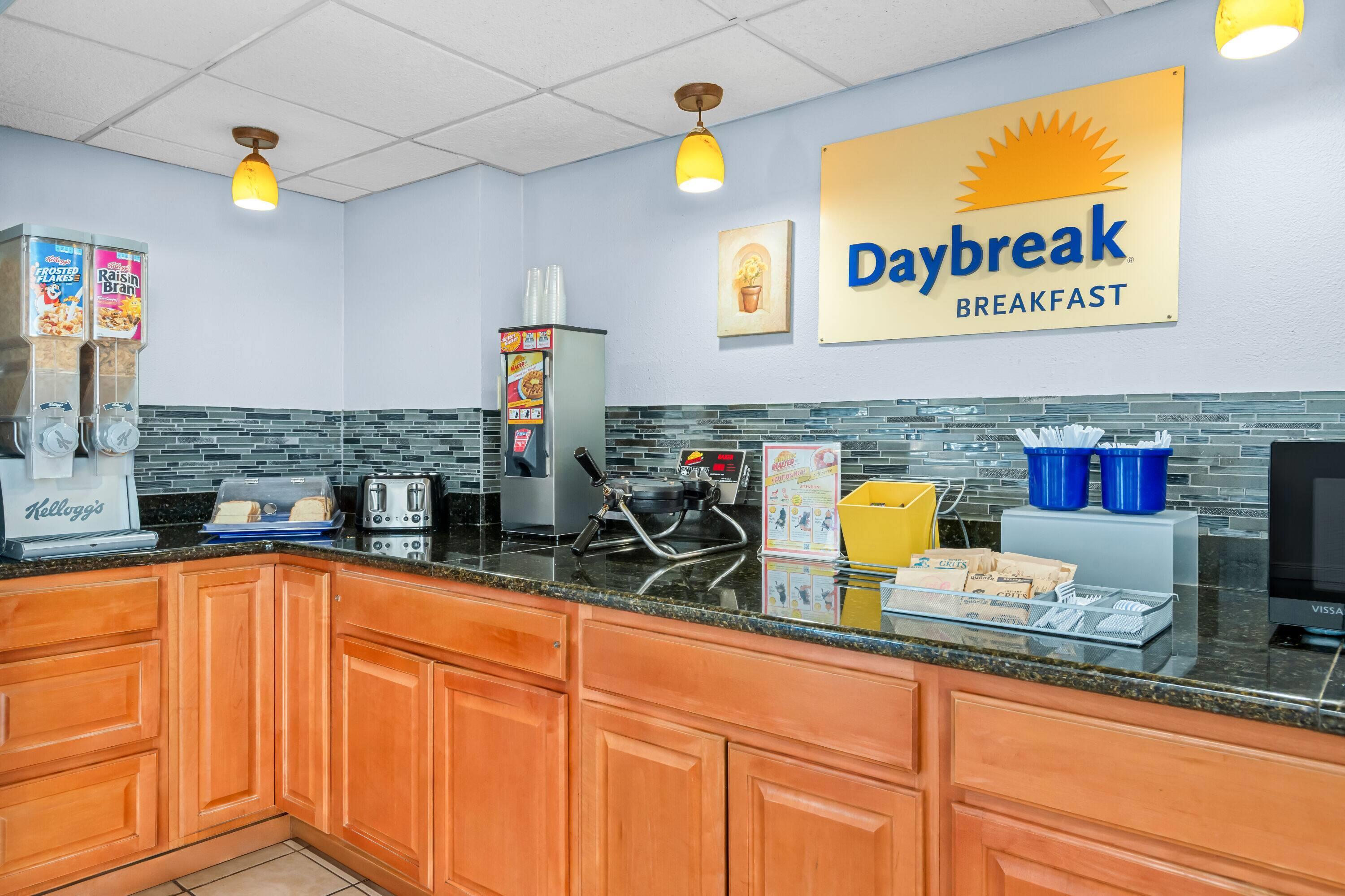 Undefined | Days Inn by Wyndham Lafayette Near Lafayette Airport