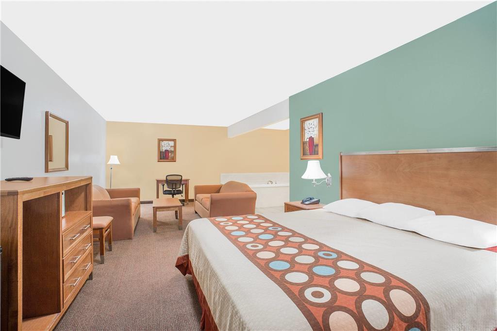 SUPER 8 BY WYNDHAM ST. GEORGE UT-guestroom-Guest Room,On-Site.jpg