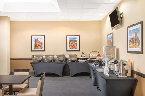  - Wyndham Garden Hotel Texarkana - I-30, Exit 223